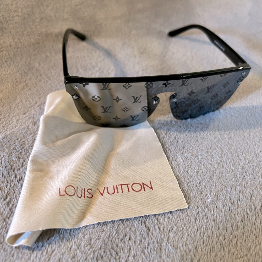 Louis Vuitton (maybe) black sunglasses
